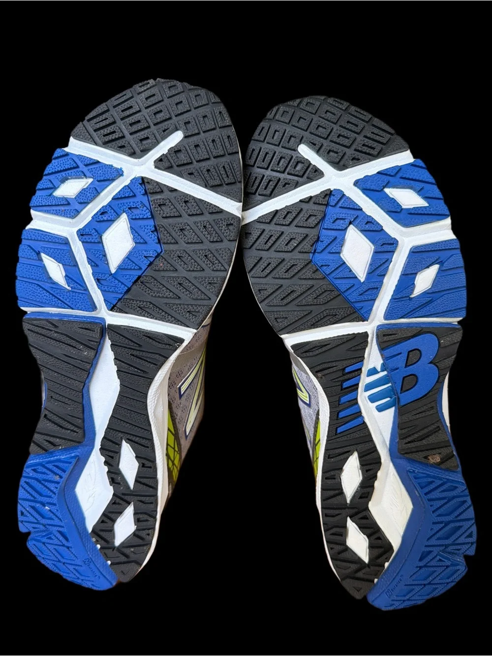 New Balance 890 Men’s size 10.5 Gray / Blue Mesh Running Shoes *NEW*